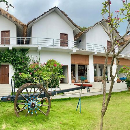 Oruwa Boutique Villas Arugam Bay Buitenkant foto